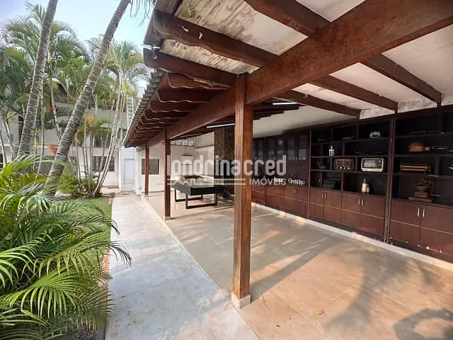 Casa com 500m² 4 quartos e 4 banheiros, à venda, no bairro Califórnia em Londrina