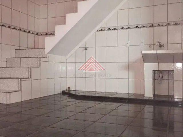 Casa com 125m² 4 quartos e 1 banheiro, à venda, no bairro Jardim São José em Mauá