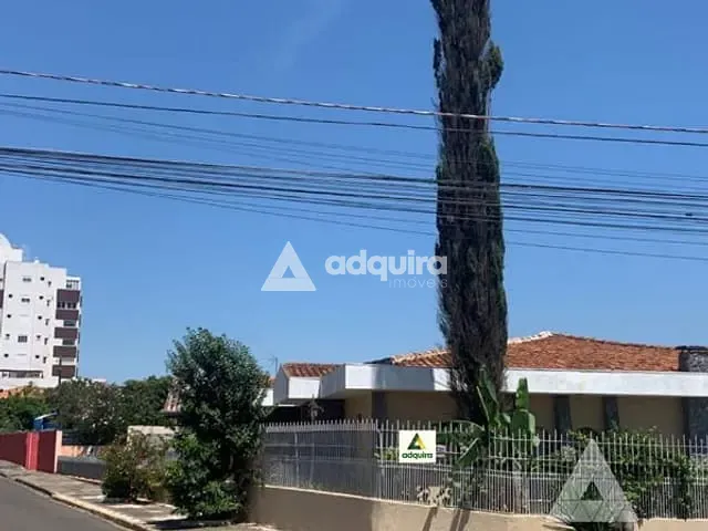 Casa 3 quartos e 3 banheiros, à venda, no bairro Orfãs em Ponta Grossa