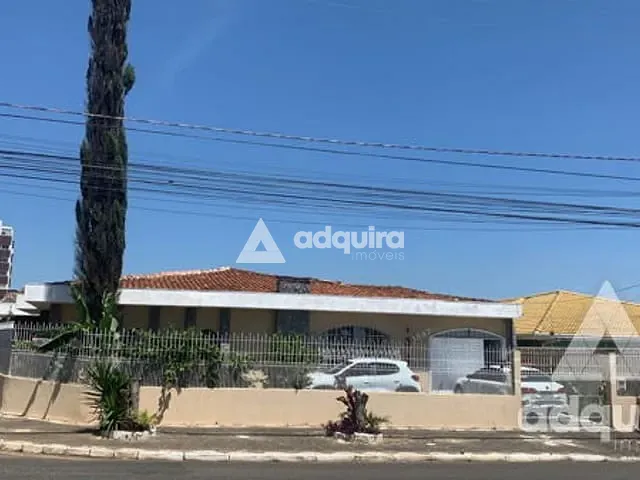 Casa 3 quartos e 3 banheiros, à venda, no bairro Orfãs em Ponta Grossa