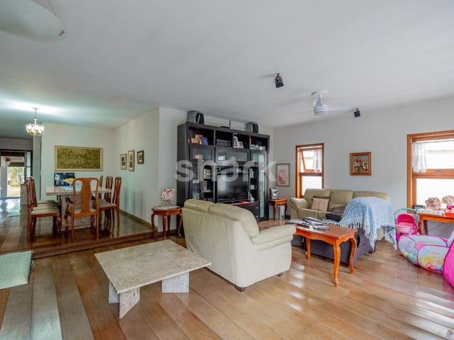 Casa com 465m² 4 quartos e 5 banheiros, à venda, no bairro Alphaville em Santana de Parnaíba