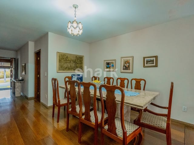 Casa com 465m² 4 quartos e 5 banheiros, à venda, no bairro Alphaville em Santana de Parnaíba