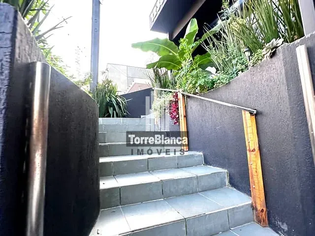 Casa com 455m² 3 quartos e 5 banheiros, à venda, no bairro Centro em Ponta Grossa