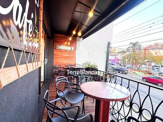 Casa com 455m² 3 quartos e 5 banheiros, à venda, no bairro Centro em Ponta Grossa