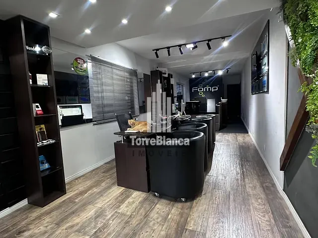 Casa com 455m² 3 quartos e 5 banheiros, à venda, no bairro Centro em Ponta Grossa