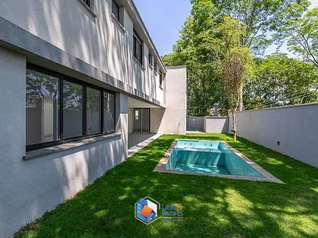 Casa com 712m² 4 quartos e 6 banheiros, à venda, no bairro Jardim Cordeiro em São Paulo