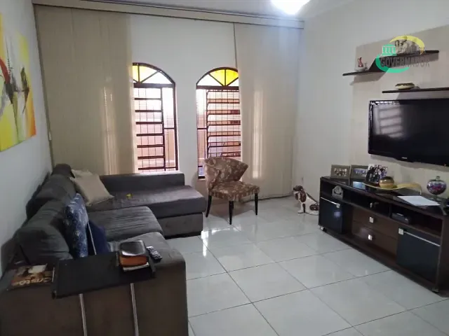 Casa com 280m² 3 quartos e 3 banheiros, à venda, no bairro Jardim Nova Europa em Campinas