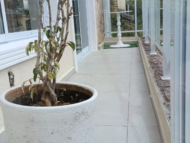 Casa com 300m² 4 quartos e 5 banheiros, à venda, no bairro Urbanova em São José dos Campos