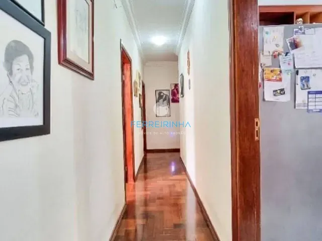 Casa com 300m² 4 quartos e 5 banheiros, à venda, no bairro Urbanova em São José dos Campos