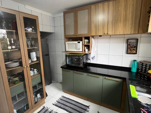 Casa 3 quartos e 4 banheiros, à venda, no bairro Parque Monjolo em Cotia