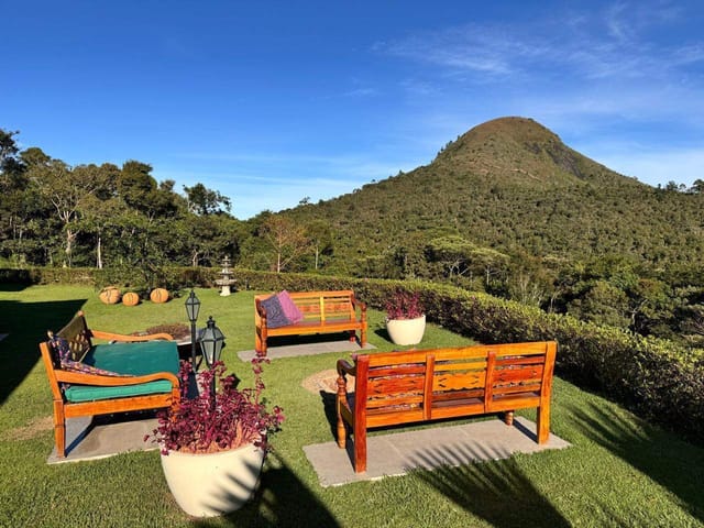 Casa com 11946m² 4 quartos e 5 banheiros, à venda, no bairro Cuiabá em Petrópolis