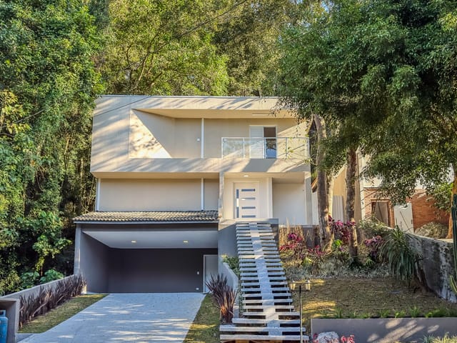 Casa com 502m² 3 quartos e 2 banheiros, à venda, no bairro Transurb em Itapevi