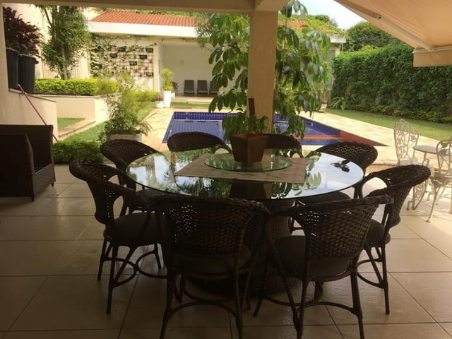 Casa com 1100m² 4 quartos e 6 banheiros, à venda, no bairro Retiro Morumbi em São Paulo