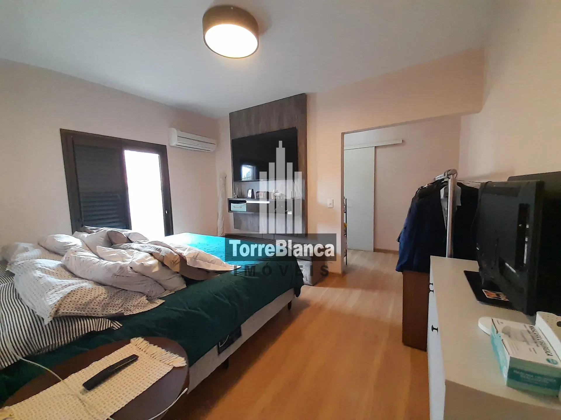 Casa, 3 quartos, 265 m² - Foto 15