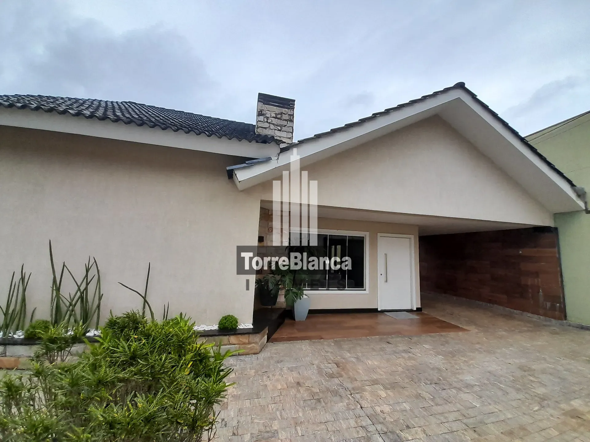 Casa, 3 quartos, 265 m² - Foto 1