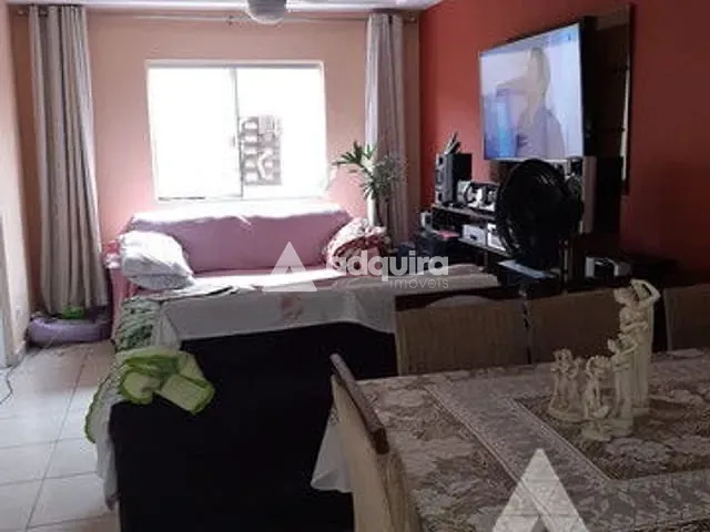 Casa 4 quartos e 3 banheiros, à venda, no bairro Jardim Carvalho em Ponta Grossa