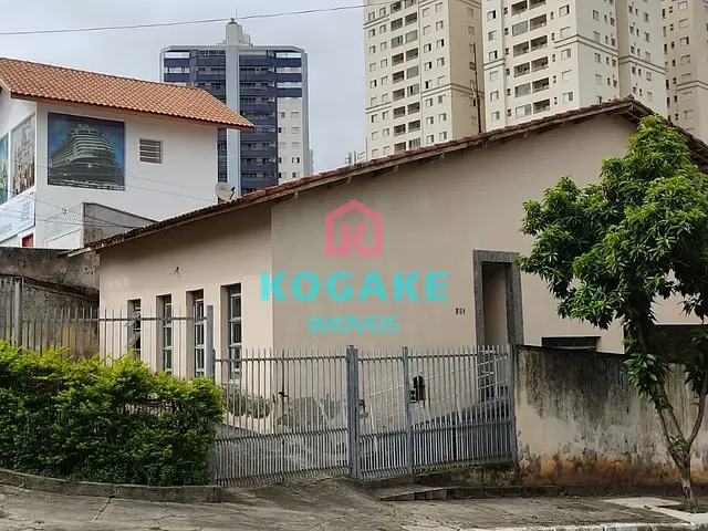 Casa com 385m² 3 quartos e 2 banheiros, à venda, no bairro Jardim Apolo em São José dos Campos