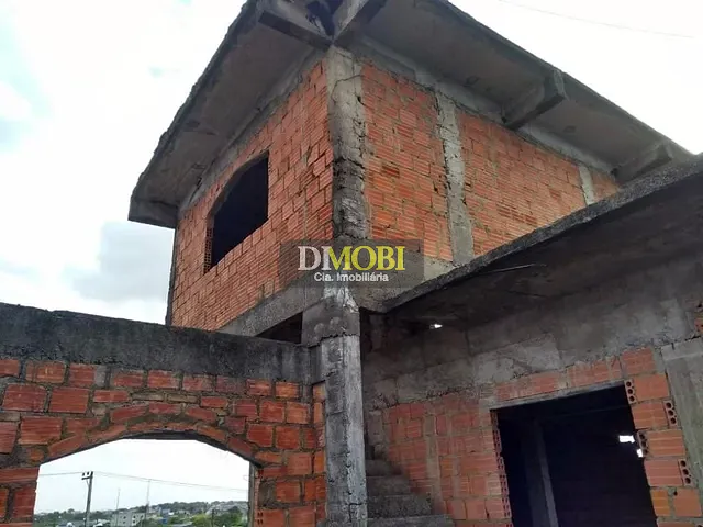 Casa com 300m² 3 quartos e 1 banheiro, à venda, no bairro Morada do Vale I em Gravataí