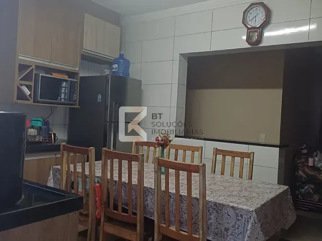 Casa 4 quartos e 3 banheiros, à venda, no bairro Jardim Tropical em Indaiatuba
