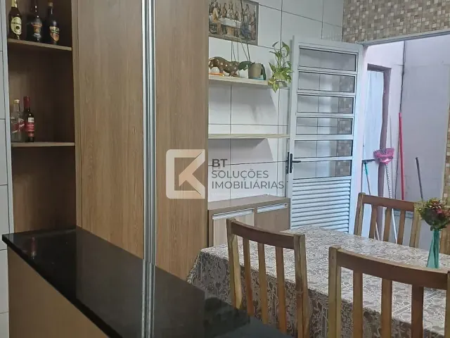 Casa 4 quartos e 3 banheiros, à venda, no bairro Jardim Tropical em Indaiatuba