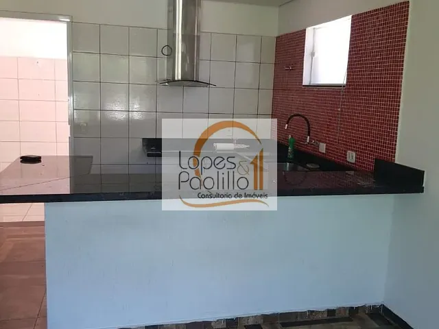 Casa com 150m² 3 quartos e 2 banheiros, à venda ou para alugar, no bairro Condomínio Atibaia Park I em Atibaia