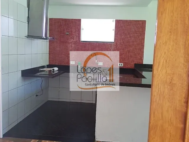 Casa com 150m² 3 quartos e 2 banheiros, à venda ou para alugar, no bairro Condomínio Atibaia Park I em Atibaia