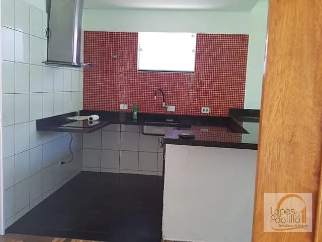 Casa com 150m² 3 quartos e 2 banheiros, à venda ou para alugar, no bairro Condomínio Atibaia Park I em Atibaia