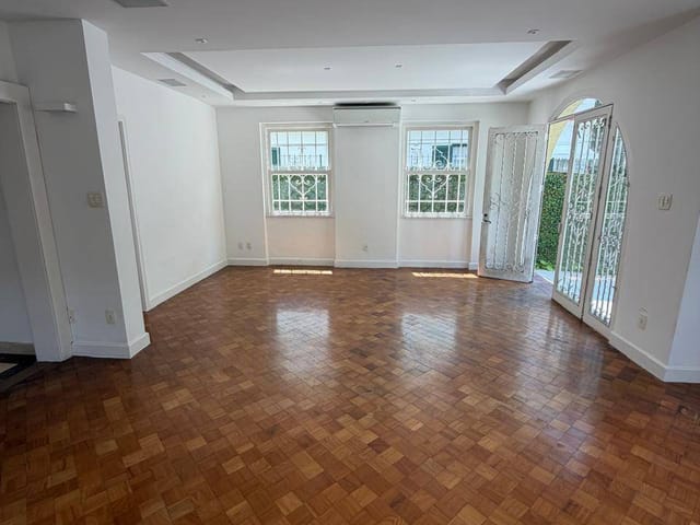 Casa para alugar, no bairro Centro em Petrópolis