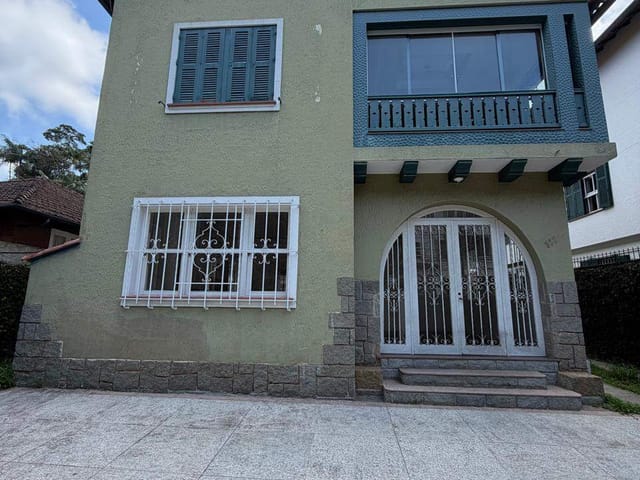 Casa para alugar, no bairro Centro em Petrópolis