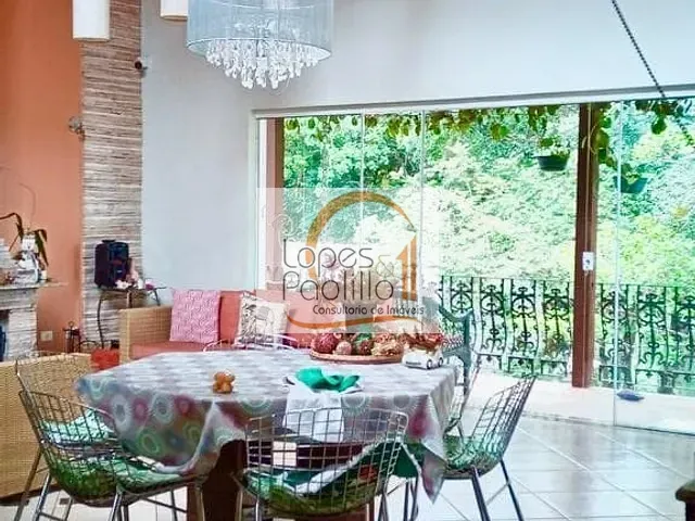 Casa com 2006m² 3 quartos e 4 banheiros, à venda, no bairro Jardim Estância Brasil em Atibaia