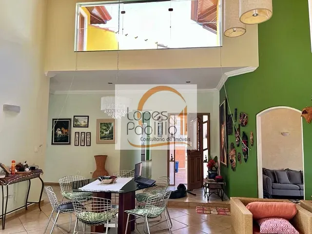 Casa com 2006m² 3 quartos e 4 banheiros, à venda, no bairro Jardim Estância Brasil em Atibaia