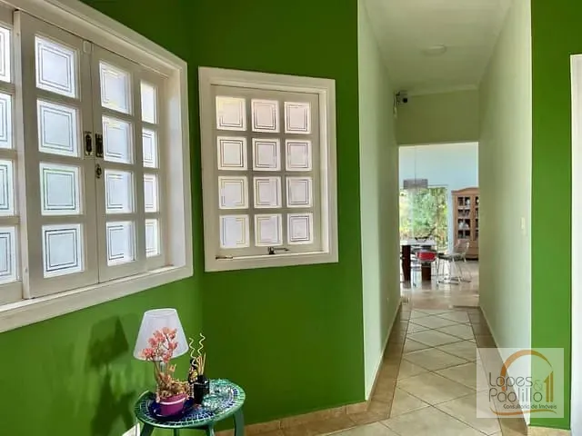 Casa com 2006m² 3 quartos e 4 banheiros, à venda, no bairro Jardim Estância Brasil em Atibaia