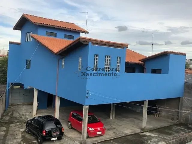 Casa com 550m² 3 quartos e 2 banheiros, à venda, no bairro Centro em Jacareí