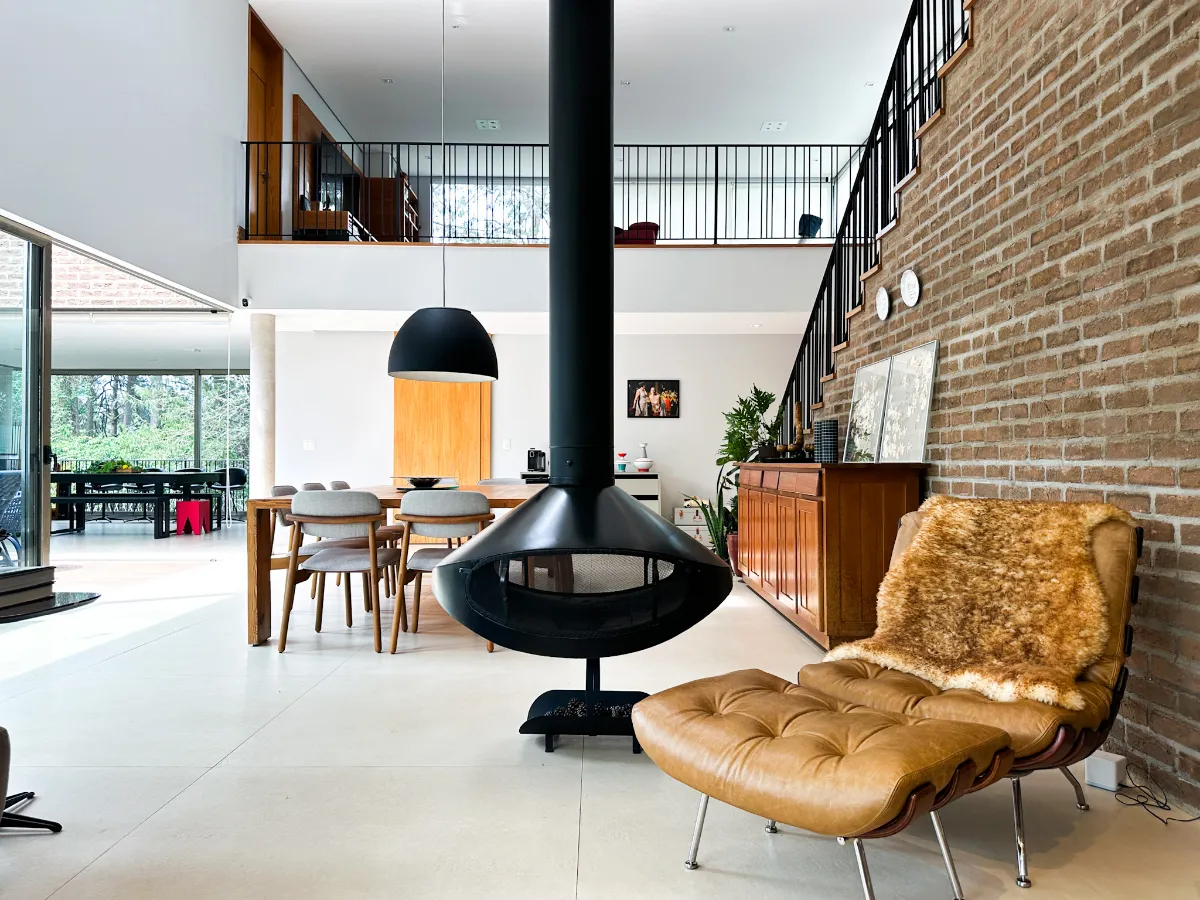 Casa em condomínio para venda com 4 quartos, sendo 4 suítes, 644m²