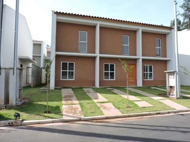 Casa com 75m² 2 quartos e 1 banheiro, à venda, no bairro Jardim Maria Tereza em Cotia