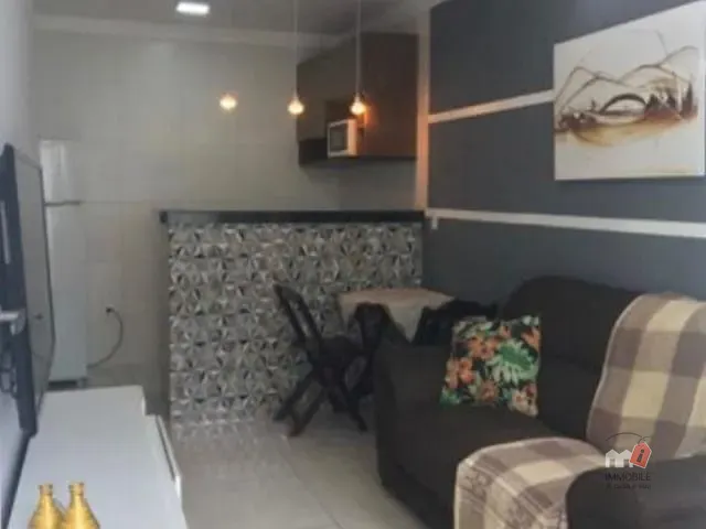 Casa 2 quartos e 1 banheiro, à venda, no bairro Peró em Cabo Frio