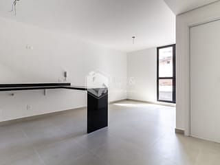 Foto do Casa-Casa em condomínio para venda com 2 quartos, sendo 1 suíte, 121m²