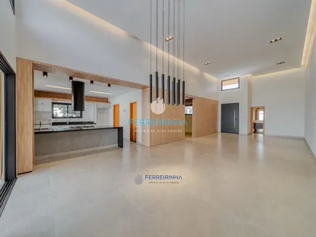 Casa com 600m² 4 quartos e 5 banheiros, à venda, no bairro Urbanova em São José dos Campos