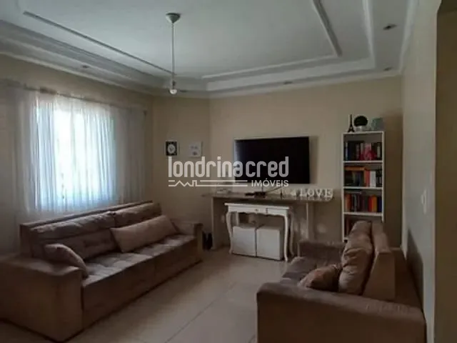 Casa 3 quartos e 3 banheiros, à venda, no bairro Jardim Acapulco em Londrina