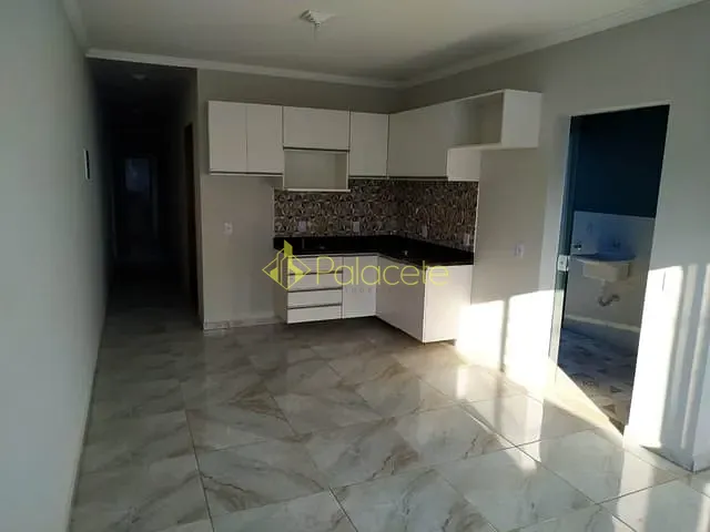 Casa com 150m² 3 quartos e 1 banheiro, à venda, no bairro Conjunto Habitacional Terra dos Ipês I (Sul) em Pindamonhangaba