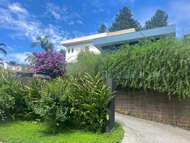 Casa com 683m² 3 quartos e 4 banheiros, à venda, no bairro Nova Higienópolis em Jandira