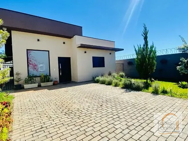 Casa com 384m² 3 quartos e 3 banheiros, à venda, no bairro Serras de Atibaia I em Atibaia