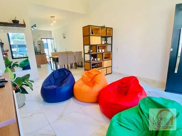 Casa com 384m² 3 quartos e 3 banheiros, à venda, no bairro Serras de Atibaia I em Atibaia