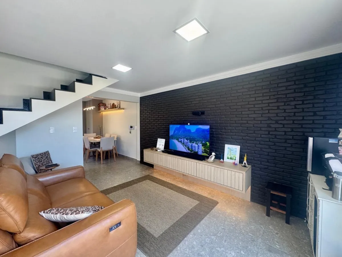 Casa para venda em Parque São Domingos com 3 quartos, sendo 1 suíte, 127m²