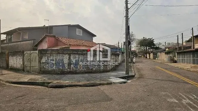 Casa, 4 quartos, 240 m² - Foto 1