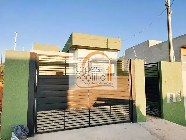 Casa com 210m² 3 quartos e 1 banheiro, à venda, no bairro Loteamento Bella Atibaia em Atibaia