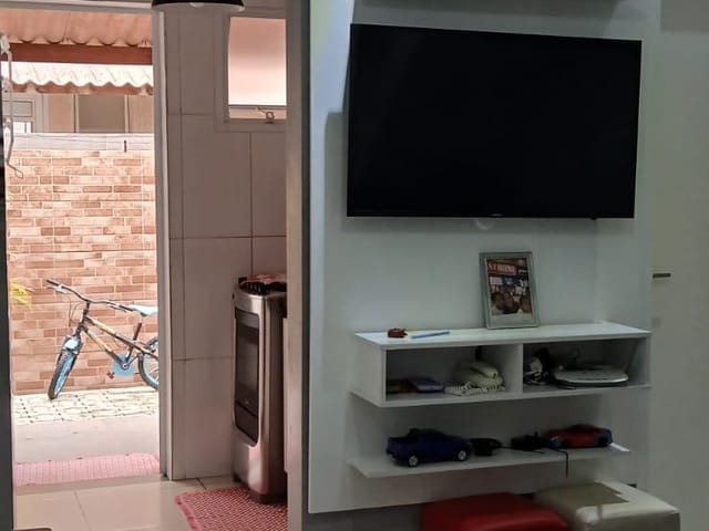 Casa 2 quartos e 2 banheiros, à venda, no bairro Água Espraiada (Caucaia do Alto) em Cotia