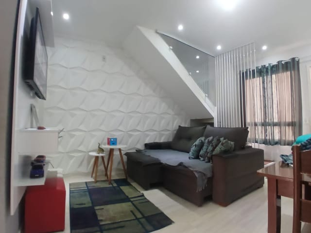 Casa 2 quartos e 2 banheiros, à venda, no bairro Água Espraiada (Caucaia do Alto) em Cotia