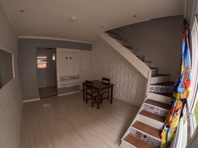 Casa 2 quartos e 2 banheiros, à venda, no bairro Água Espraiada (Caucaia do Alto) em Cotia