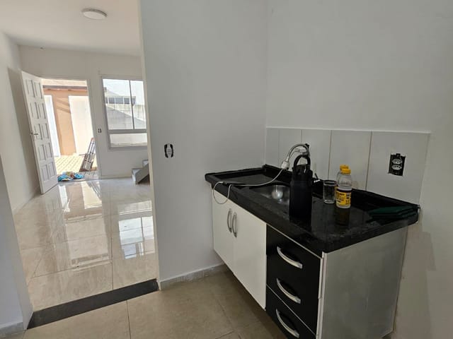Sobrado com 72m² 2 quartos e 2 banheiros, à venda, no bairro Água Espraiada (Caucaia do Alto) em Cotia